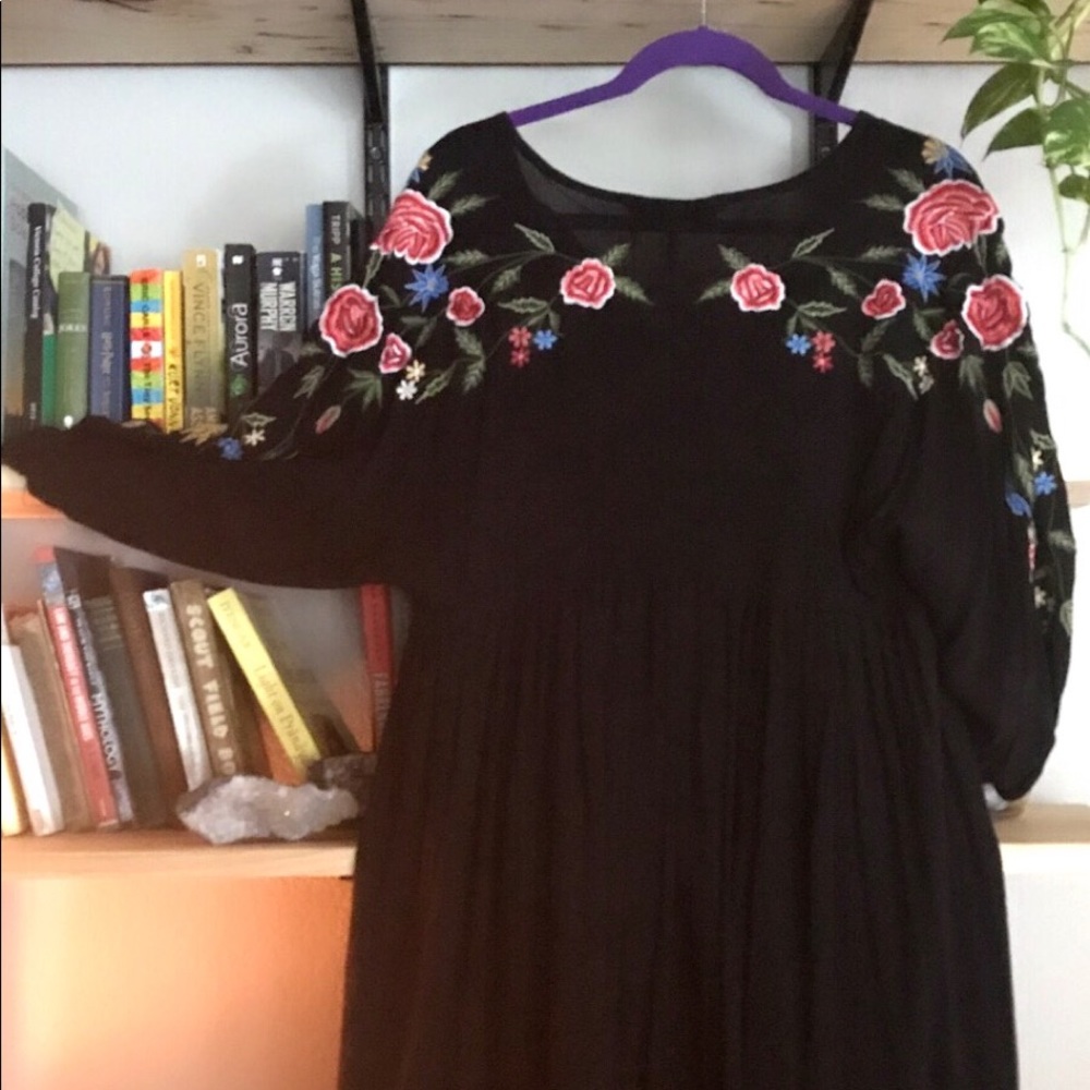 Zara Basic Black embroidered dress NWT Size S